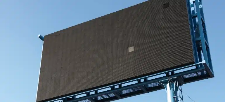 Billboard as one of the traditional ways to advertise your moving business